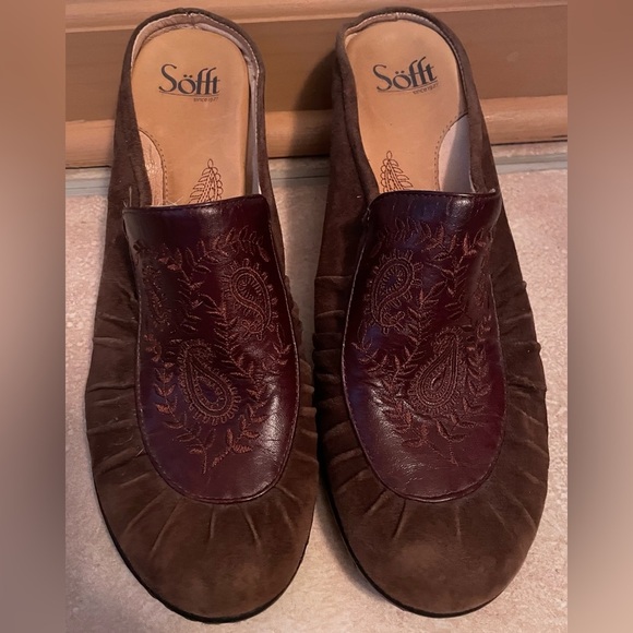 Sofft Brown Suede Slip On Mules Maroon Paisley Design Leather Onlay Women's; 9.5 - Picture 3 of 8